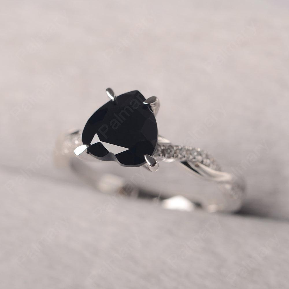 Twist Band Heart Shaped Black Spinel Ring - Palmary