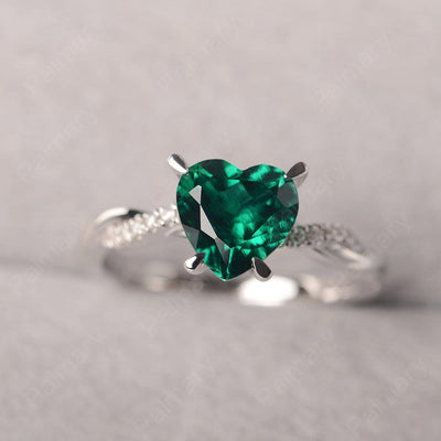 Twist Band Heart Shaped Emerald Ring - Palmary