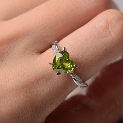 Twist Band Heart Shaped Peridot Ring - Palmary