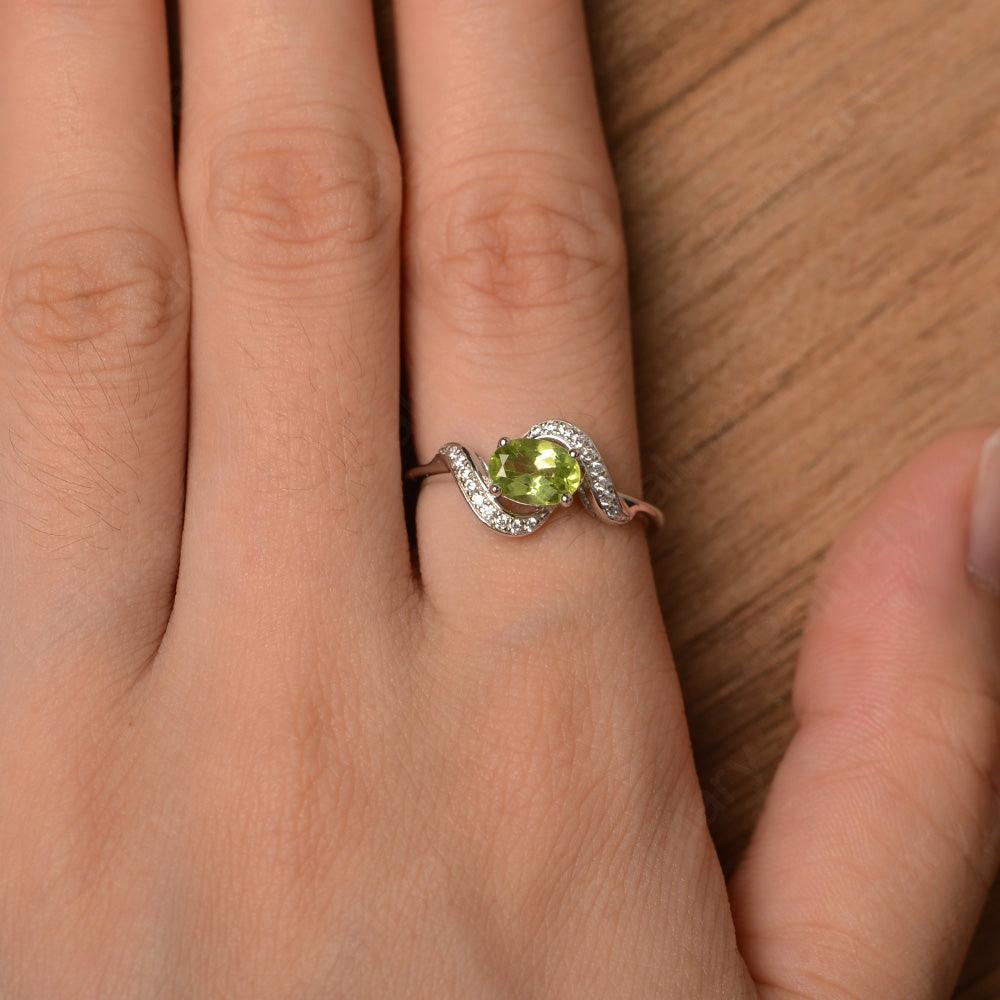 Oval Peridot Promise Rings - Palmary