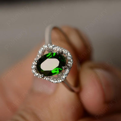 Oval Cut Diopside Flower Ring - Palmary