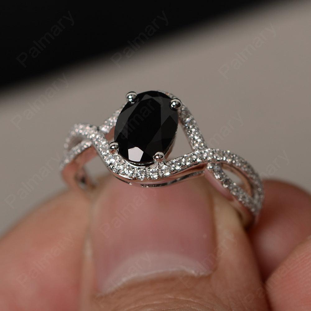 Twisted Band Oval Black Spinel Rings - Palmary