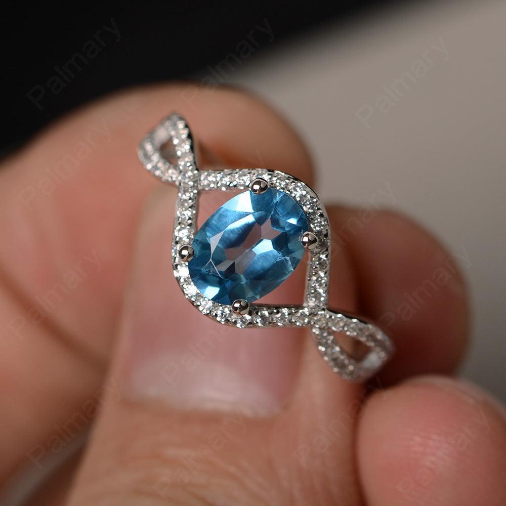 Twisted Band Oval Swiss Blue Topaz Rings - Palmary