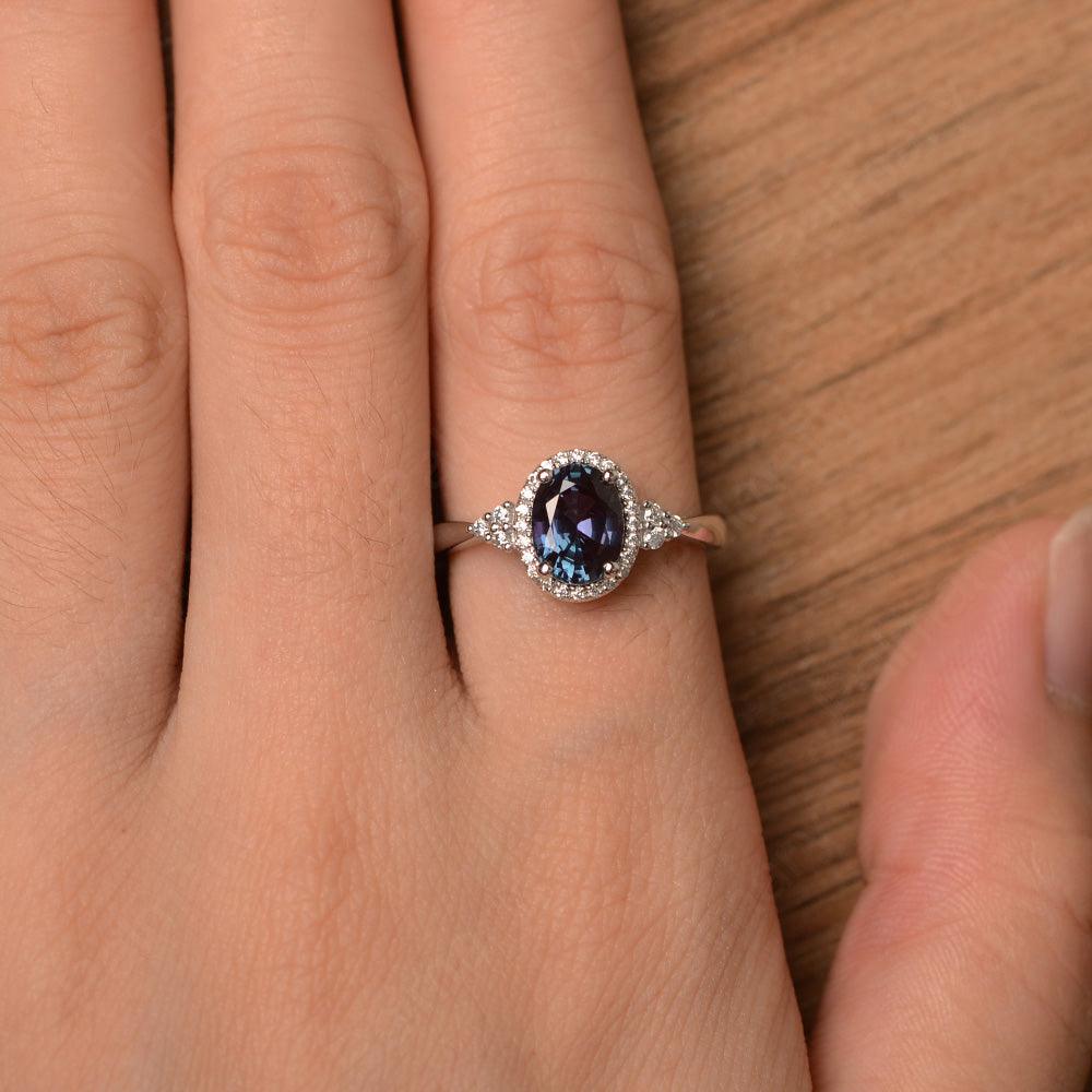 Oval Cut Alexandrite Halo Engagement Rings - Palmary