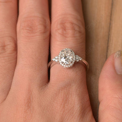 Oval Cut Moissanite Halo Engagement Rings - Palmary