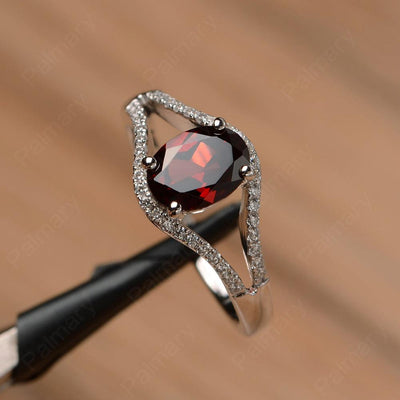 Oval Cut Garnet Split Rings - Palmary