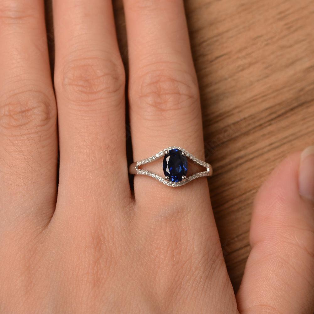 Oval Cut Sapphire Split Rings - Palmary