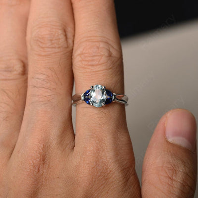 Oval Cut Aquamarine Vintage Engagement Rings - Palmary