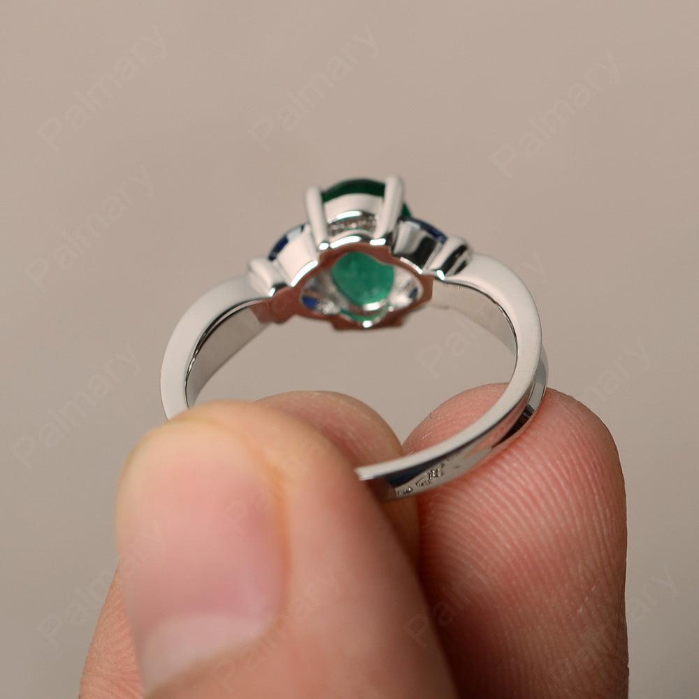 Oval Cut Emerald Vintage Engagement Rings - Palmary