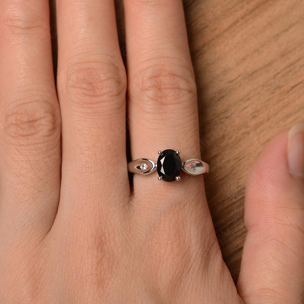 Oval Cut Black Spinel Wedding Rings - Palmary