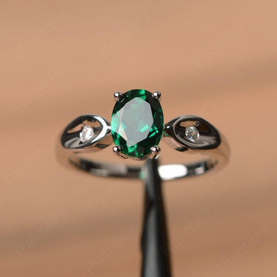 Oval Cut Emerald Wedding Rings - Palmary
