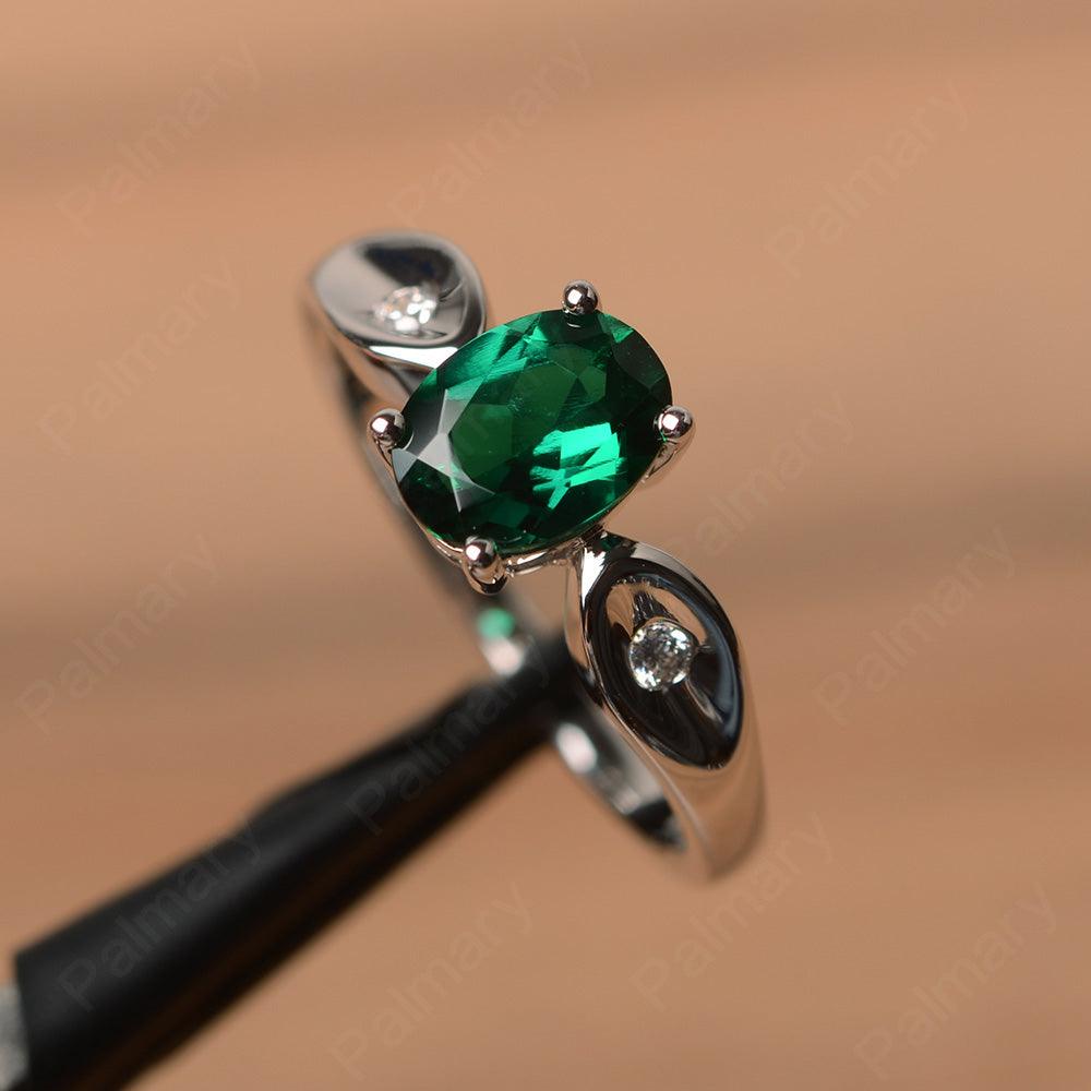 Oval Cut Emerald Wedding Rings - Palmary