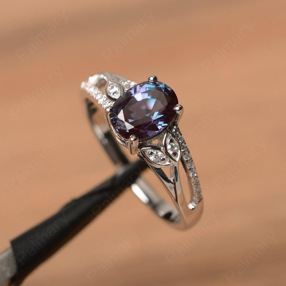 Oval Cut Alexandrite Engagement Rings - Palmary