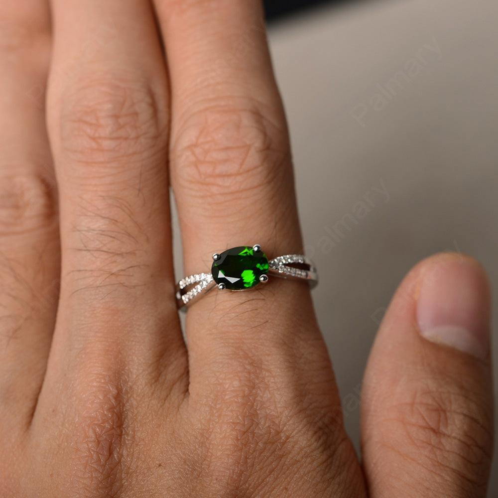 East West Oval Diopside Split Shank Ring - Palmary