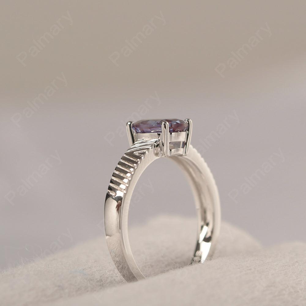 Oval Cut Wide Band Alexandrite Ring - Palmary