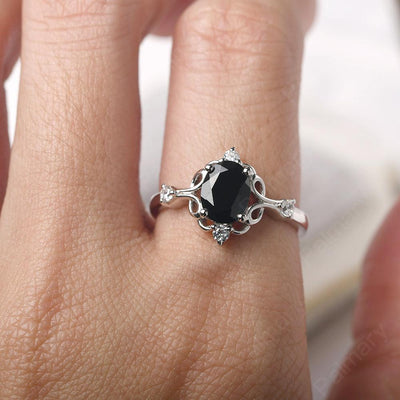 Oval Cut Vintage Black Spinel Ring - Palmary