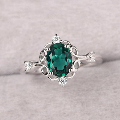 Oval Cut Vintage Emerald Ring - Palmary