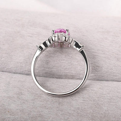 Oval Cut Vintage Pink Sapphire Ring - Palmary