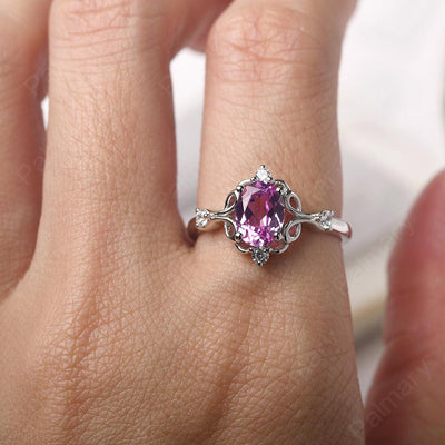 Oval Cut Vintage Pink Sapphire Ring - Palmary