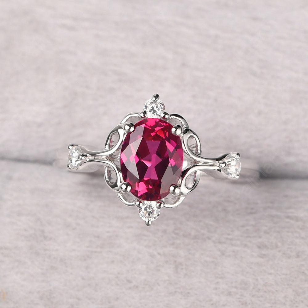 Oval Cut Vintage Ruby Ring - Palmary