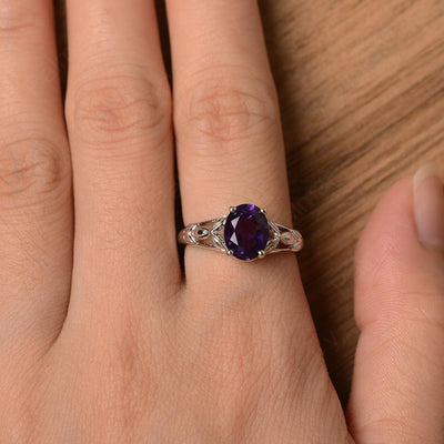 Oval Amethyst Solitaire Rings - Palmary