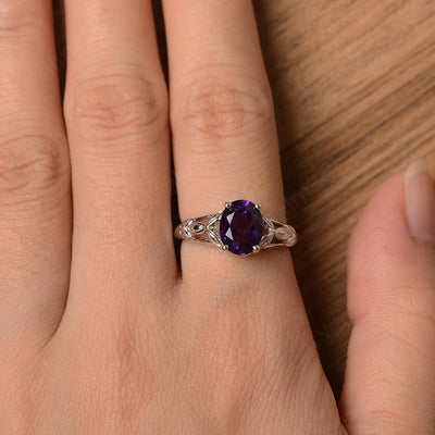 Oval Amethyst Solitaire Rings - Palmary