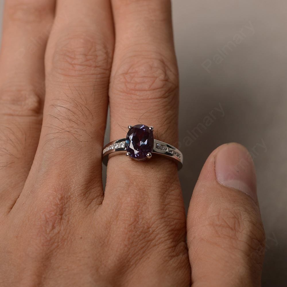 Alexandrite Oval Cut Engagement Rings - Palmary