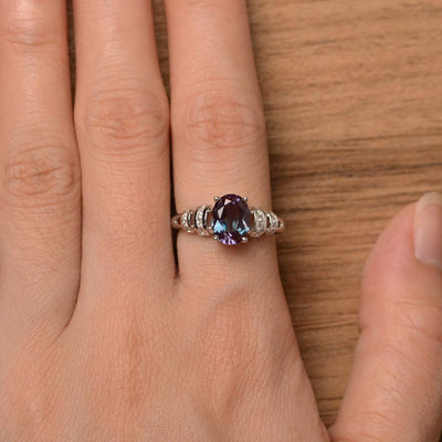 Oval Shaped Alexandrite Engagement Rings - Palmary
