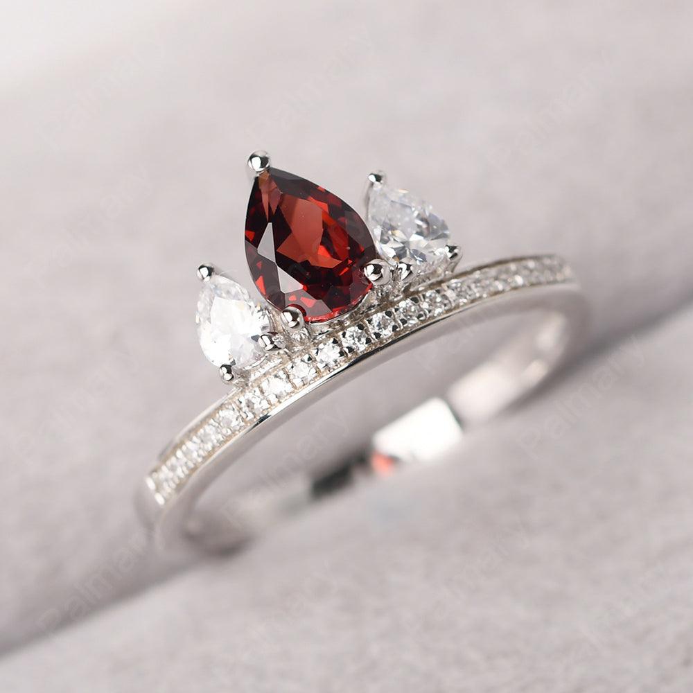 Three Stone Pear Shaped Garnet Crown Ring - Palmary