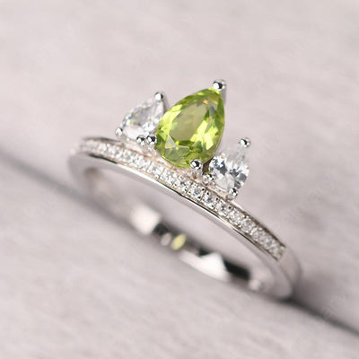 Three Stone Pear Shaped Peridot Crown Ring - Palmary