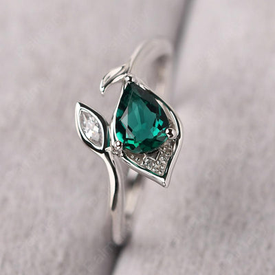 Pear Shaped Emerald Wedding Rings - Palmary