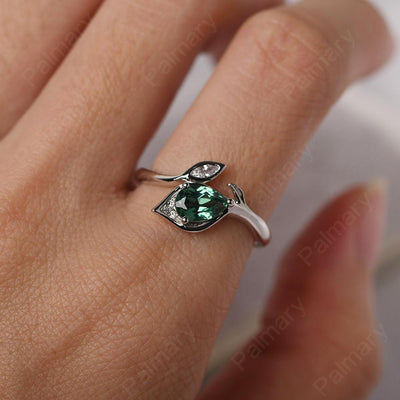 Pear Shaped Green Sapphire Wedding Rings - Palmary