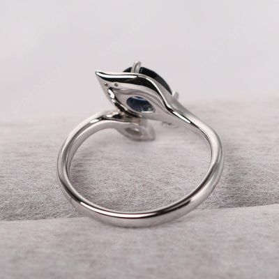 Pear Shaped Sapphire Wedding Rings - Palmary