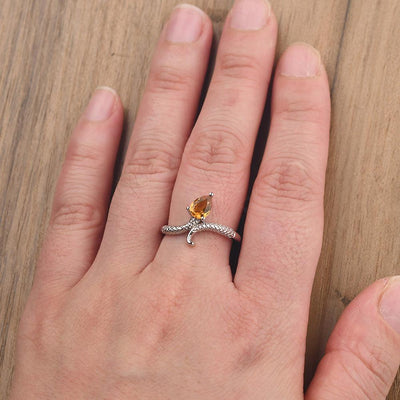 Snake Citrine Solitaire Ring - Palmary