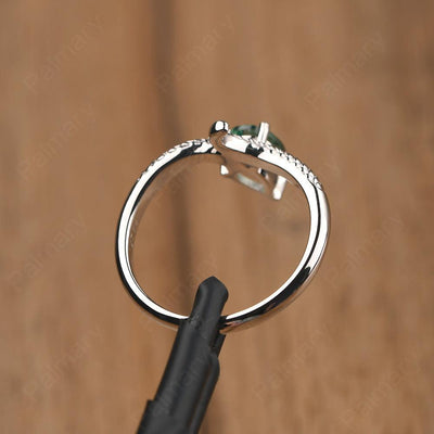 Snake Green Sapphire Solitaire Ring - Palmary
