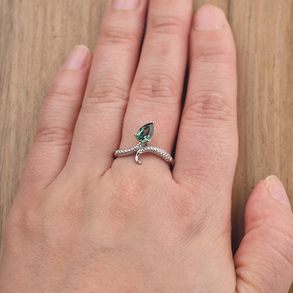Snake Green Sapphire Solitaire Ring - Palmary