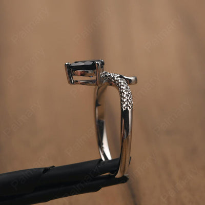 Snake Sapphire Solitaire Ring - Palmary