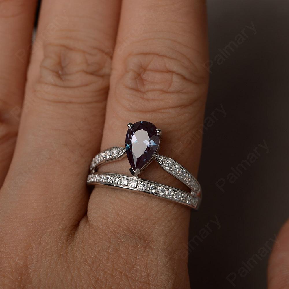 Pear Shaped Alexandrite Engagement Rings - Palmary
