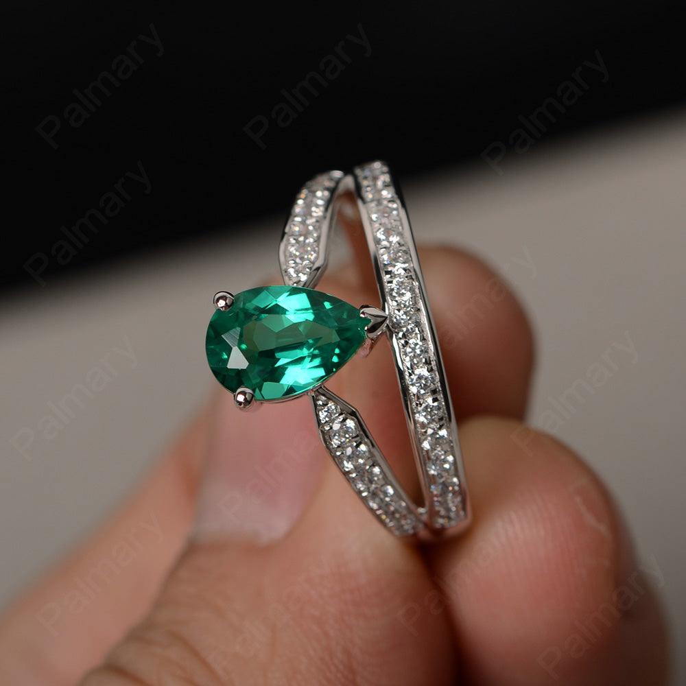 Pear Shaped Emerald Engagement Rings - Palmary