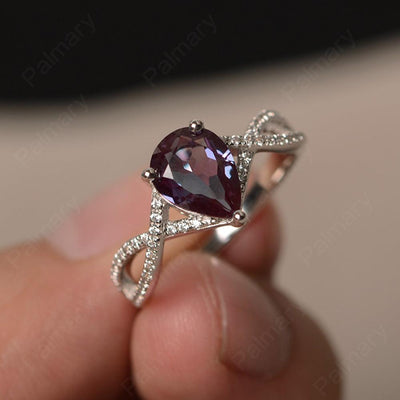 Twisted Band Pear Shaped Alexandrite Rings - Palmary