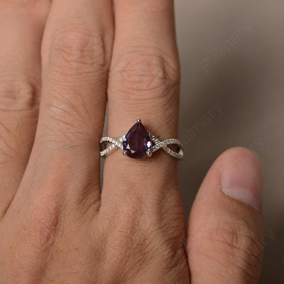 Twisted Band Pear Shaped Alexandrite Rings - Palmary