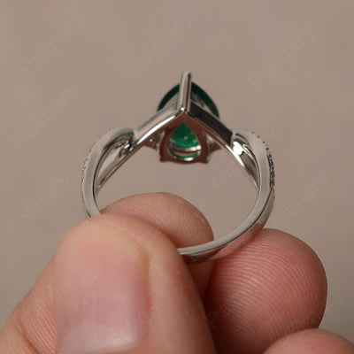 Twisted Band Pear Shaped Emerald Rings - Palmary