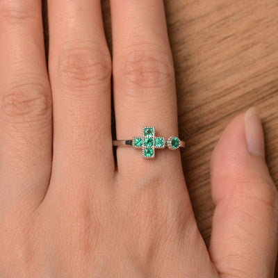 6 Stone Emerald Cross Rings - Palmary