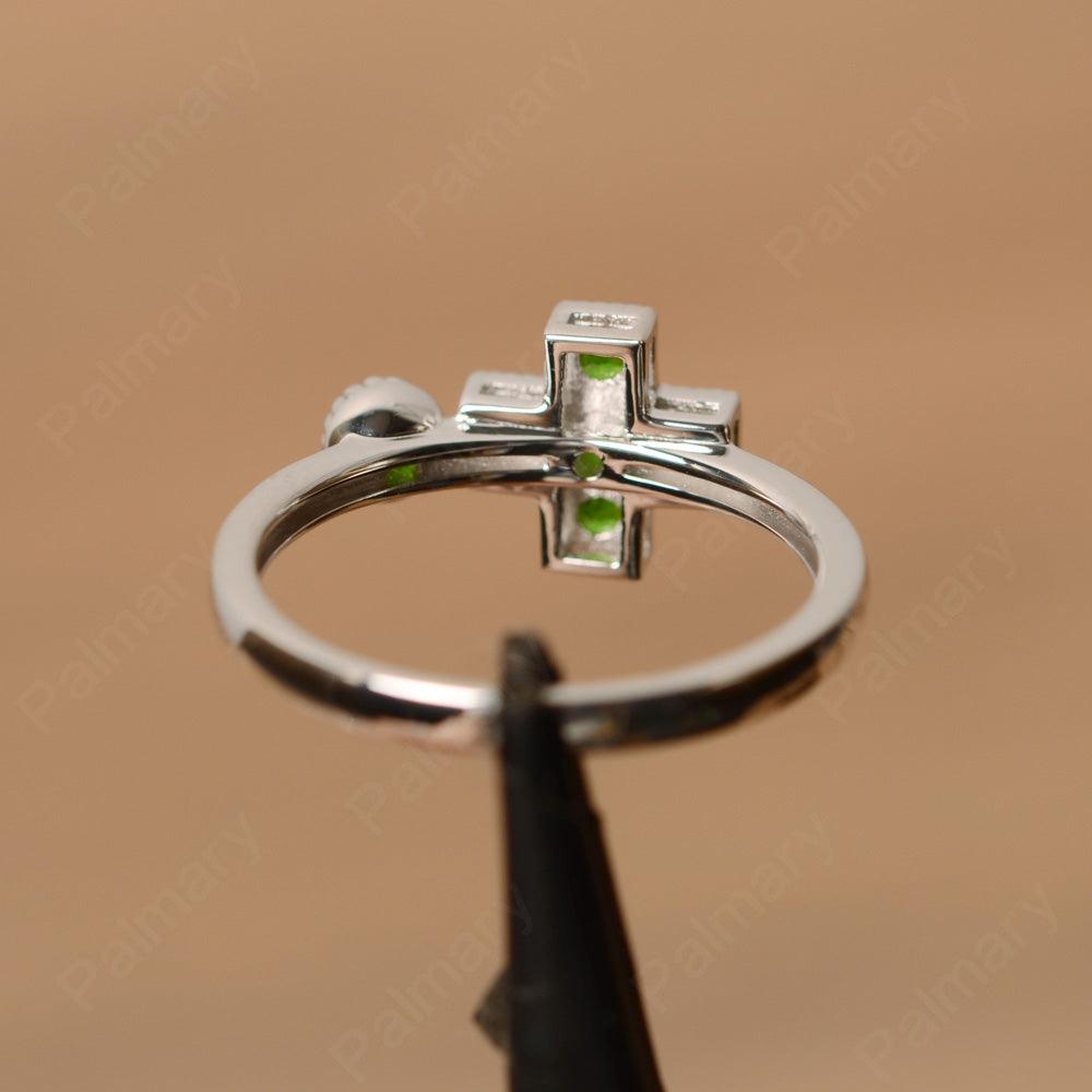 6 Stone Peridot Cross Rings - Palmary