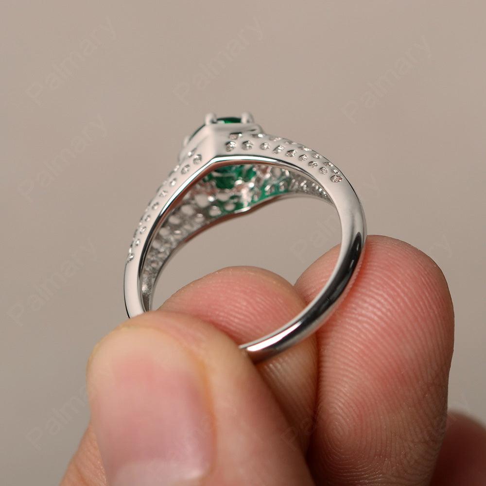 Vintage Emerald Hollow-out Ring - Palmary