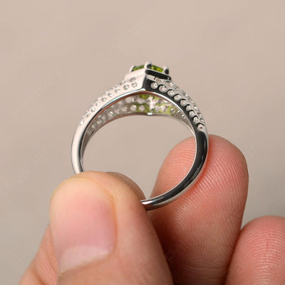 Vintage Peridot Hollow-out Ring - Palmary