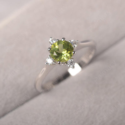 Star Style Round Cut Peridot Rings - Palmary