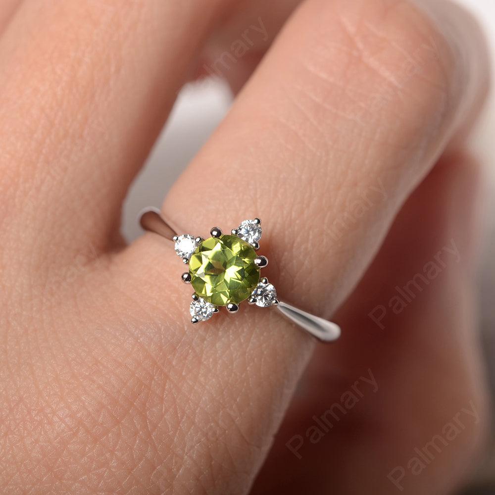 Star Style Round Cut Peridot Rings - Palmary