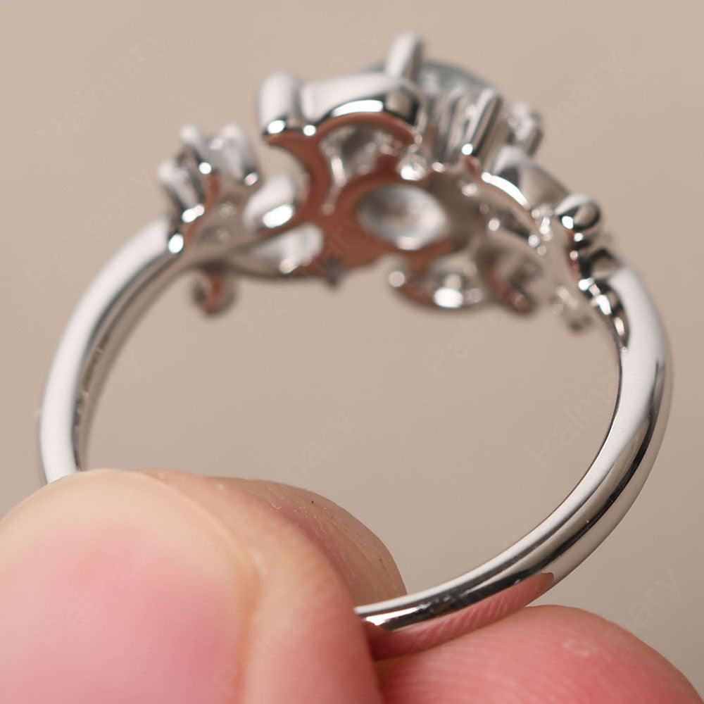 Round Cut Aquamarine Ring - Palmary
