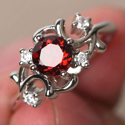 Round Cut Garnet Ring - Palmary